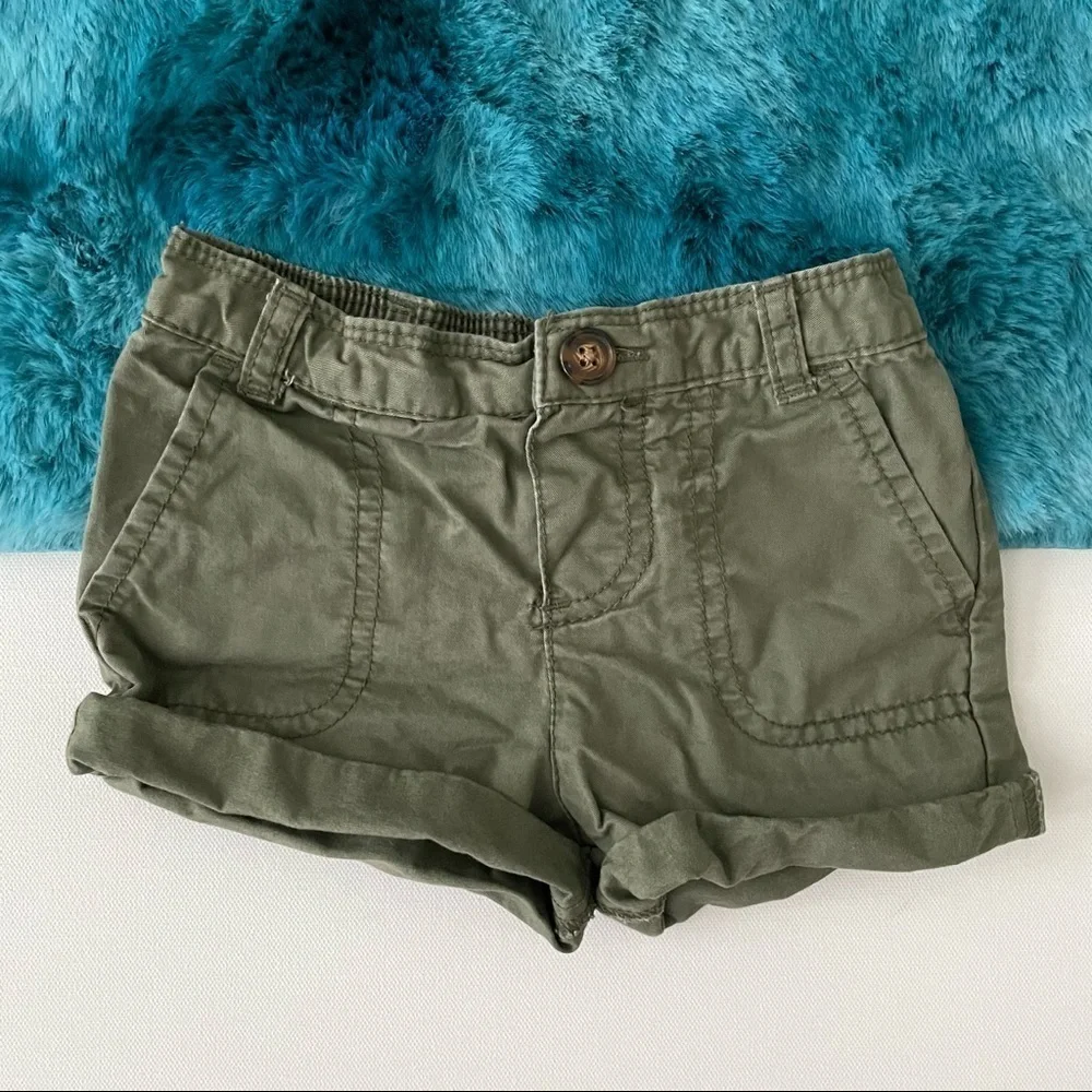 Carter’s Toddler Girl Short Size 12 Months